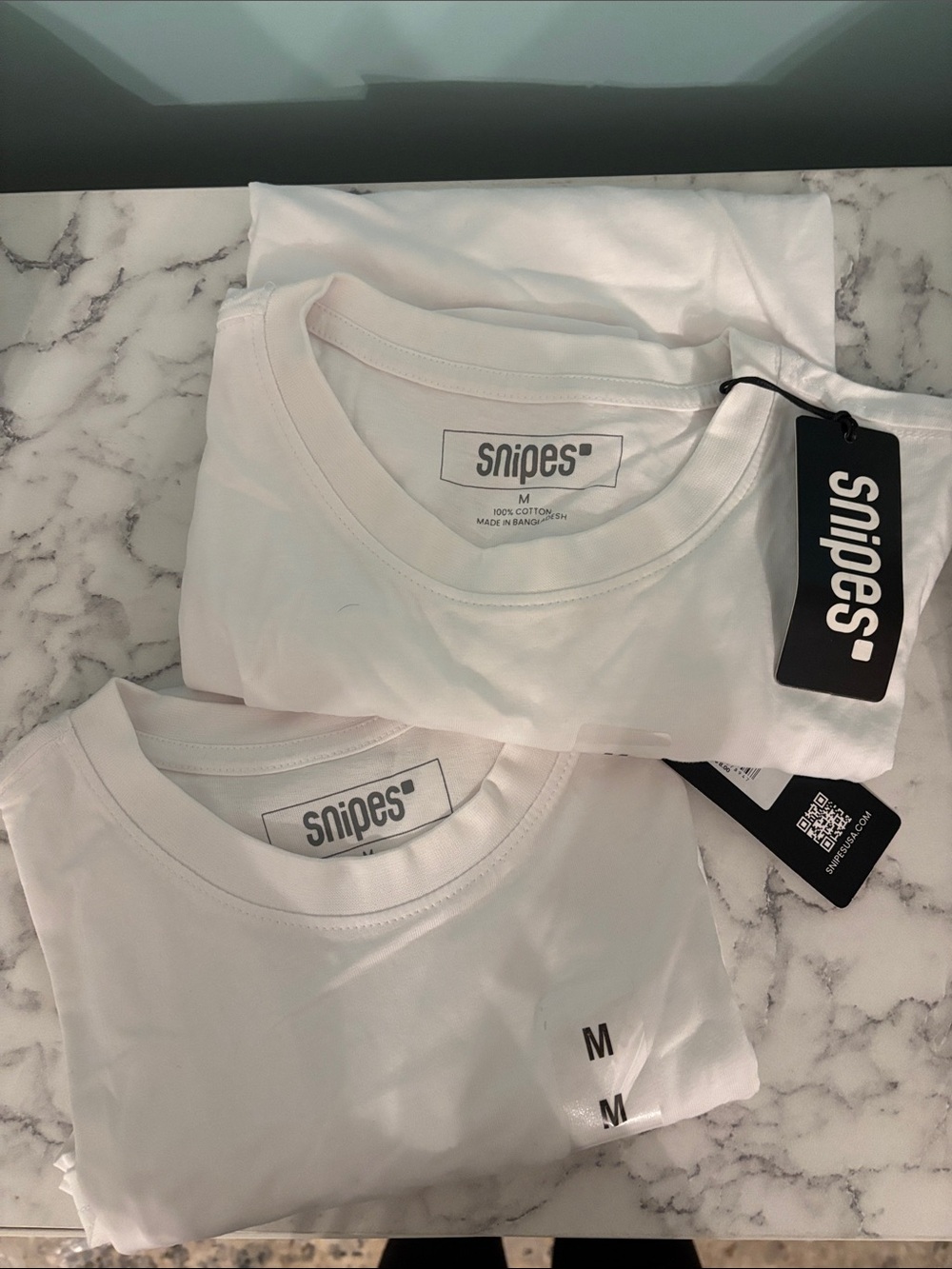 Men’s white t shirts